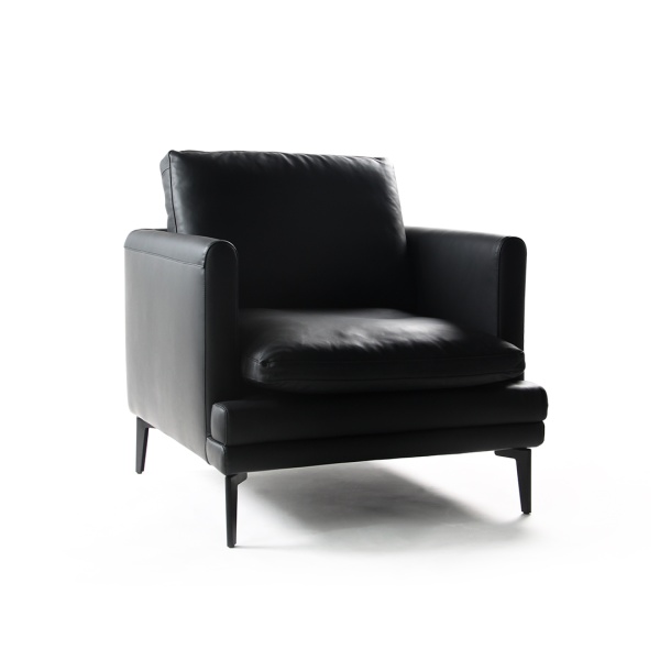 Черное кожаное кресло Momo